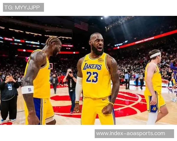 詹姆斯圣诞大战创纪录19场斩获507分场均表现惊艳