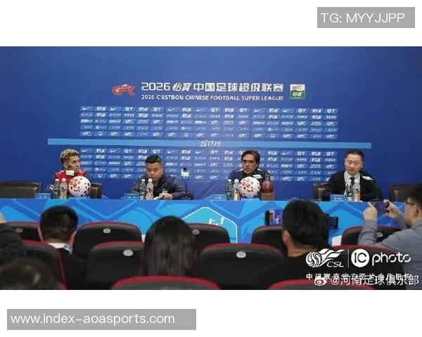 足协杯决赛前瞻拉米罗法比奥与拉莫斯王上源共同亮相发布会